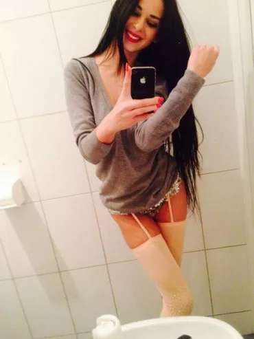 Osmaniye Hastane Civari Escort Bayan Erzİncan